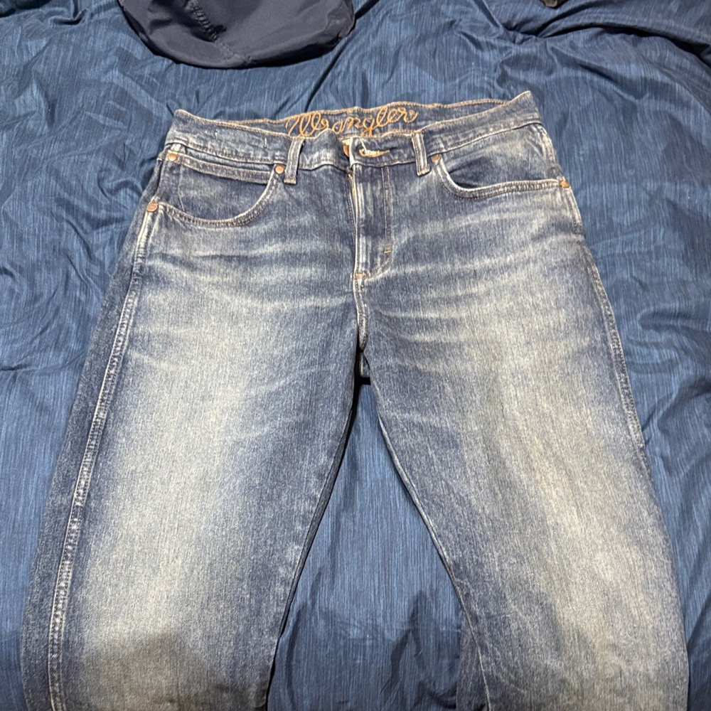 Wrangler Men's Classic Indigo Relaxed Jeans